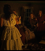 Little_Women_2019_1080p_BluRay_01847.jpg