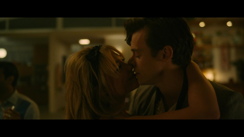 Dont_Worry_Darling_2022_1080p_BluRay__00371.jpg
