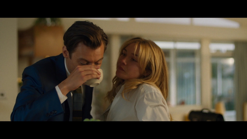 Dont_Worry_Darling_2022_1080p_BluRay__00658.jpg