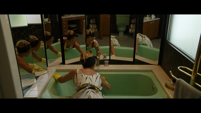 Dont_Worry_Darling_2022_1080p_BluRay__00909.jpg