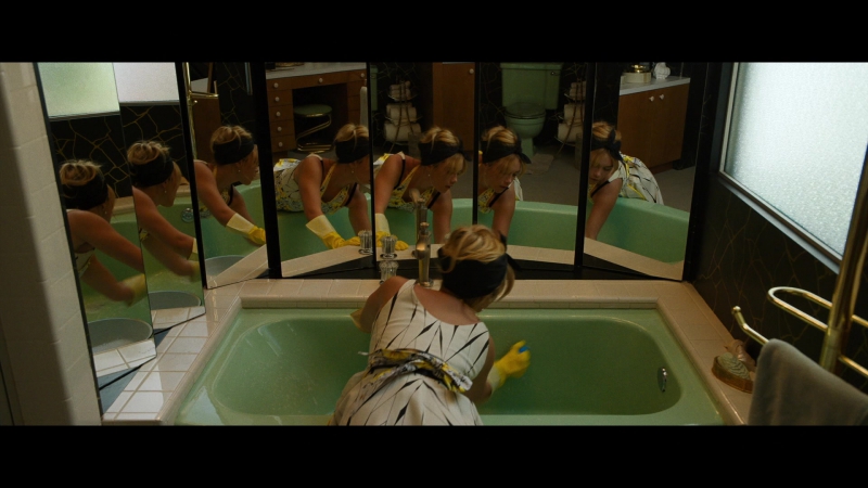 Dont_Worry_Darling_2022_1080p_BluRay__00915.jpg