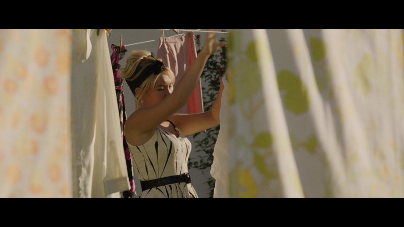 Dont_Worry_Darling_2022_1080p_BluRay__01419.jpg