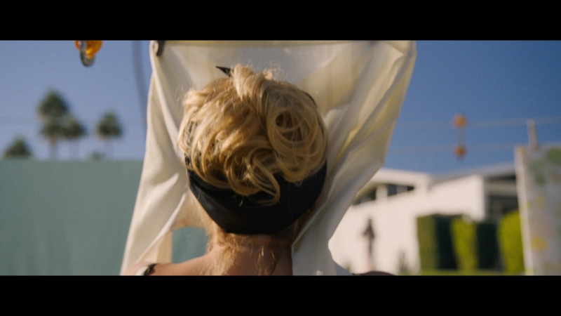 Dont_Worry_Darling_2022_1080p_BluRay__01437.jpg