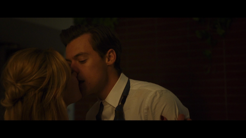 Dont_Worry_Darling_2022_1080p_BluRay__01790.jpg