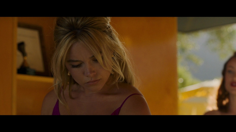 Dont_Worry_Darling_2022_1080p_BluRay__02179.jpg