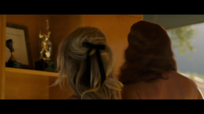 Dont_Worry_Darling_2022_1080p_BluRay__02183.jpg