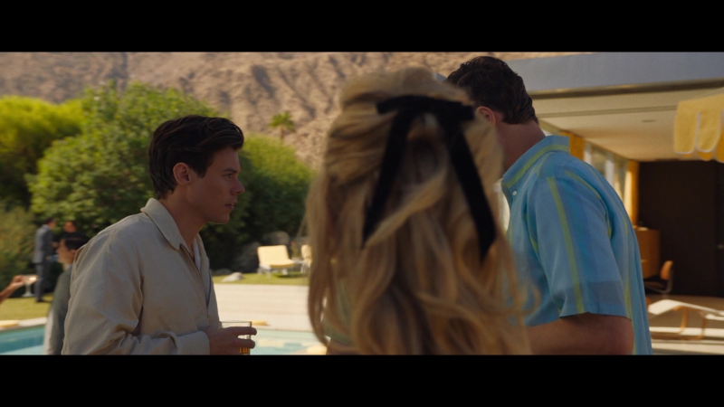 Dont_Worry_Darling_2022_1080p_BluRay__02401.jpg