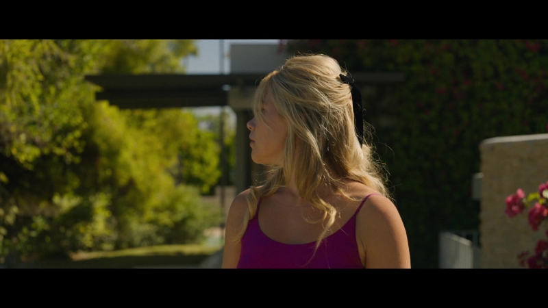Dont_Worry_Darling_2022_1080p_BluRay__03116.jpg