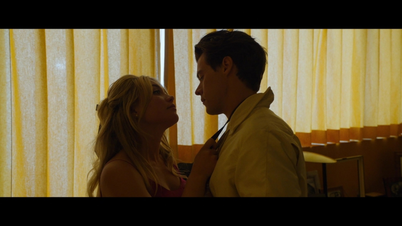 Dont_Worry_Darling_2022_1080p_BluRay__03274.jpg