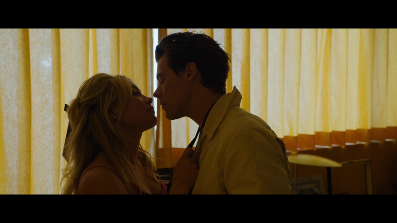 Dont_Worry_Darling_2022_1080p_BluRay__03284.jpg