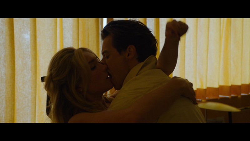 Dont_Worry_Darling_2022_1080p_BluRay__03299.jpg
