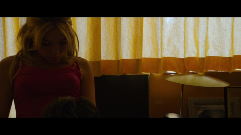 Dont_Worry_Darling_2022_1080p_BluRay__03322.jpg