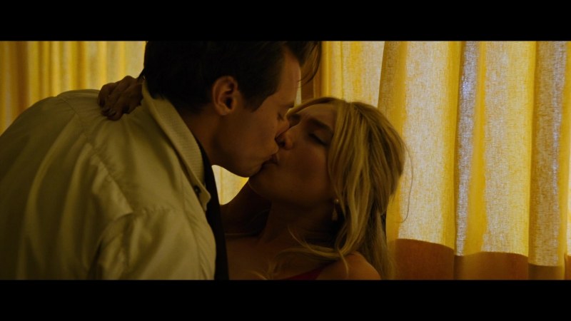 Dont_Worry_Darling_2022_1080p_BluRay__03371.jpg