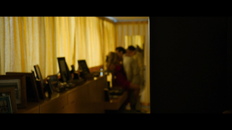 Dont_Worry_Darling_2022_1080p_BluRay__03377.jpg