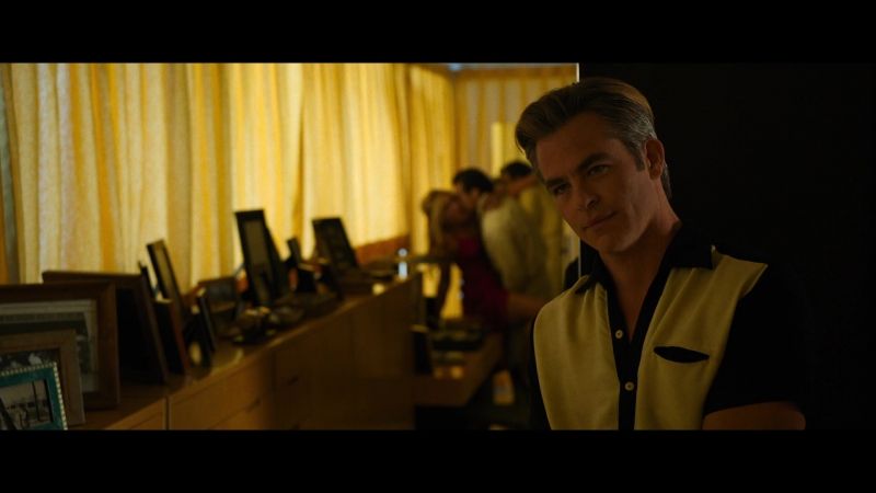 Dont_Worry_Darling_2022_1080p_BluRay__03404.jpg