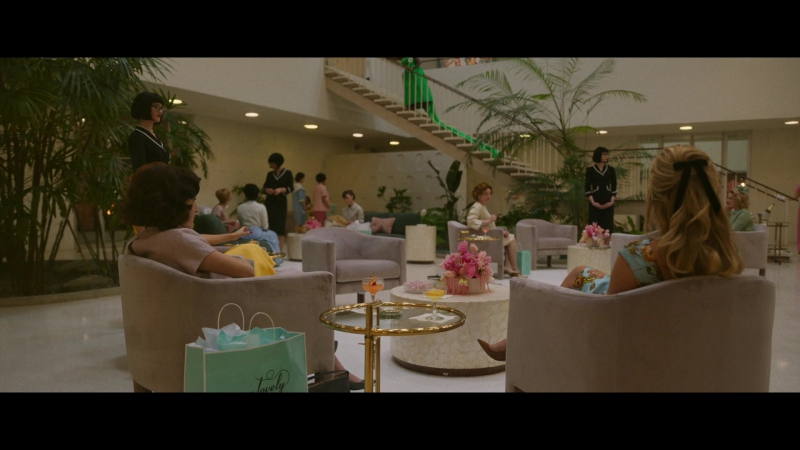 Dont_Worry_Darling_2022_1080p_BluRay__03758.jpg