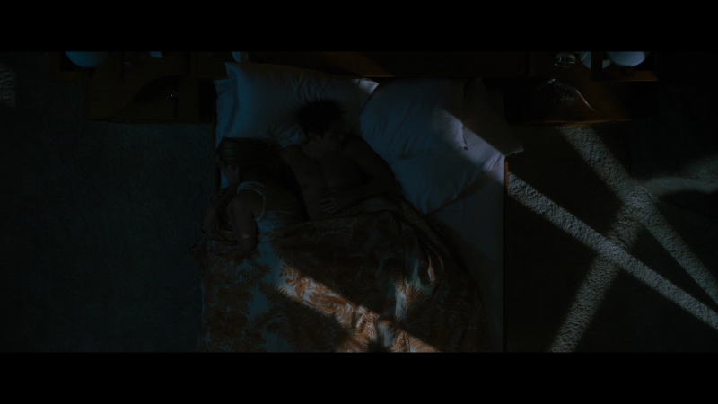Dont_Worry_Darling_2022_1080p_BluRay__03922.jpg