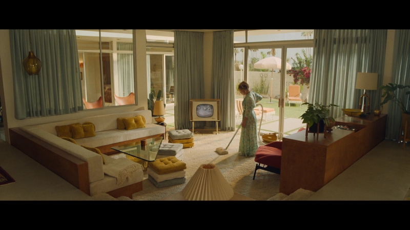 Dont_Worry_Darling_2022_1080p_BluRay__03982.jpg