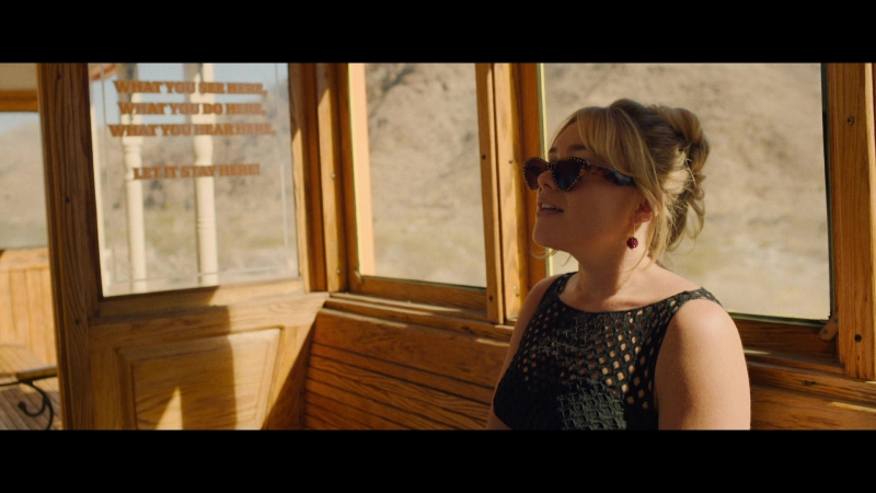 Dont_Worry_Darling_2022_1080p_BluRay__04133.jpg