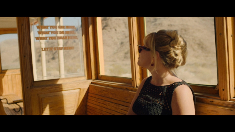 Dont_Worry_Darling_2022_1080p_BluRay__04139.jpg