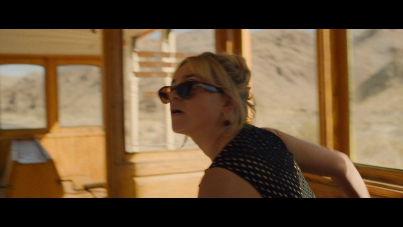 Dont_Worry_Darling_2022_1080p_BluRay__04183.jpg
