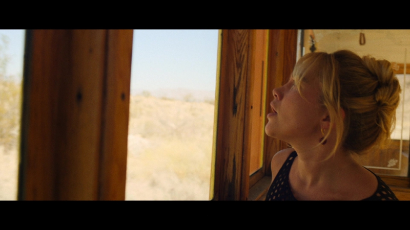 Dont_Worry_Darling_2022_1080p_BluRay__04212.jpg