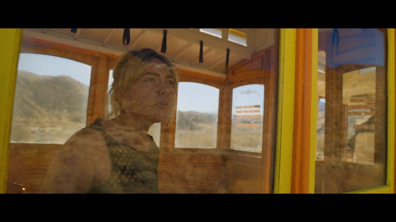 Dont_Worry_Darling_2022_1080p_BluRay__04234.jpg
