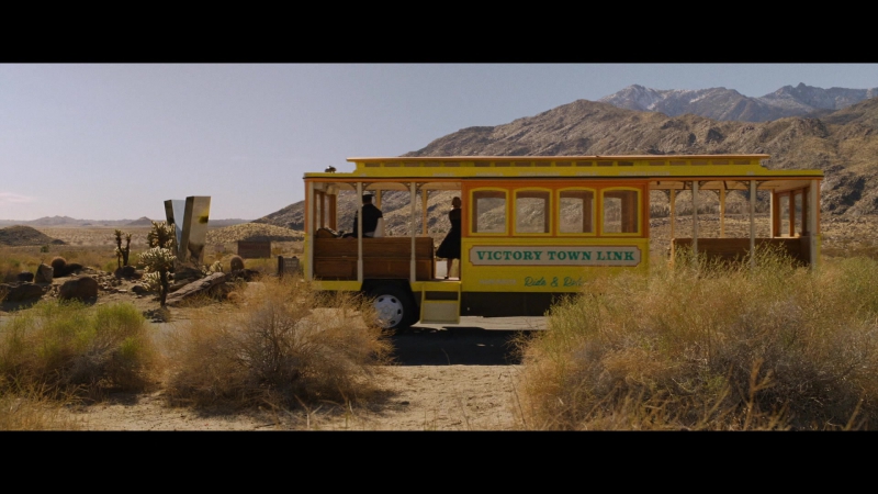 Dont_Worry_Darling_2022_1080p_BluRay__04259.jpg