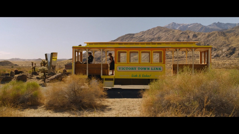 Dont_Worry_Darling_2022_1080p_BluRay__04321.jpg