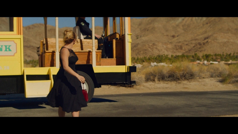 Dont_Worry_Darling_2022_1080p_BluRay__04349.jpg