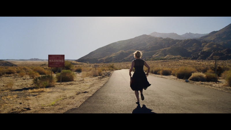 Dont_Worry_Darling_2022_1080p_BluRay__04395.jpg
