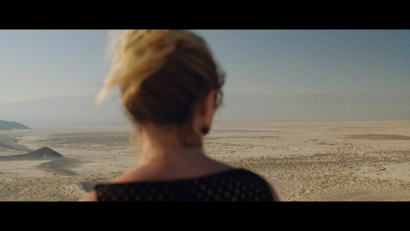 Dont_Worry_Darling_2022_1080p_BluRay__04581.jpg