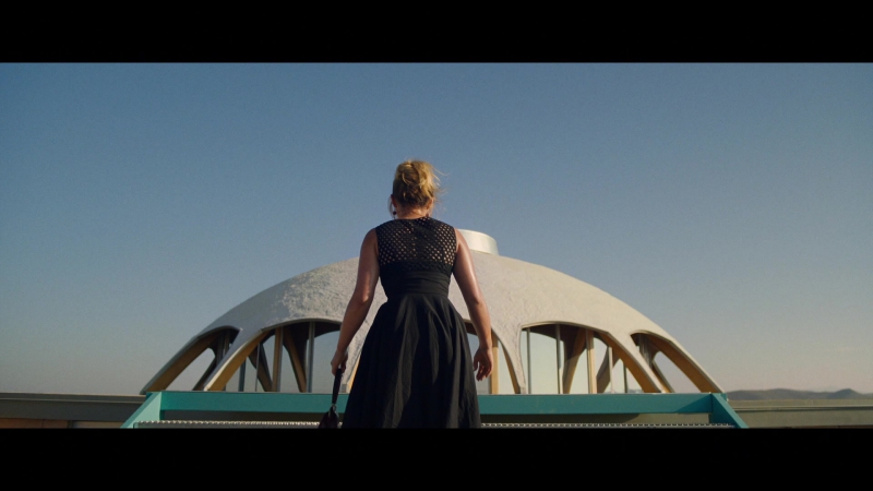 Dont_Worry_Darling_2022_1080p_BluRay__04618.jpg