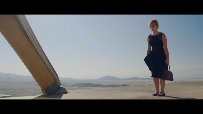 Dont_Worry_Darling_2022_1080p_BluRay__04683.jpg