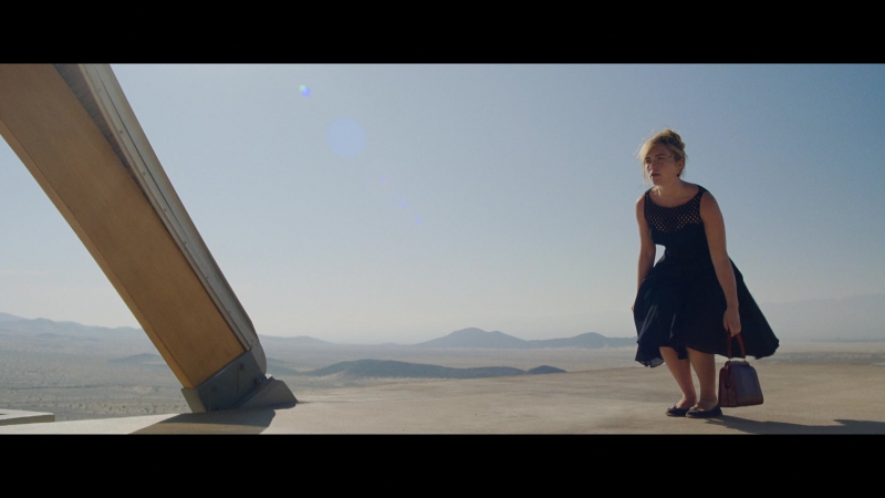 Dont_Worry_Darling_2022_1080p_BluRay__04686.jpg