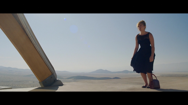 Dont_Worry_Darling_2022_1080p_BluRay__04690.jpg