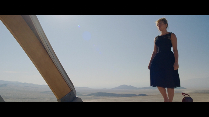Dont_Worry_Darling_2022_1080p_BluRay__04703.jpg
