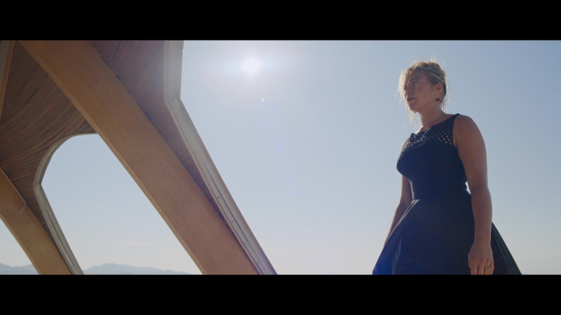 Dont_Worry_Darling_2022_1080p_BluRay__04717.jpg
