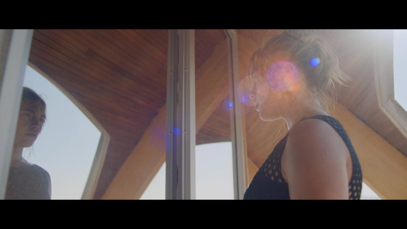 Dont_Worry_Darling_2022_1080p_BluRay__04746.jpg
