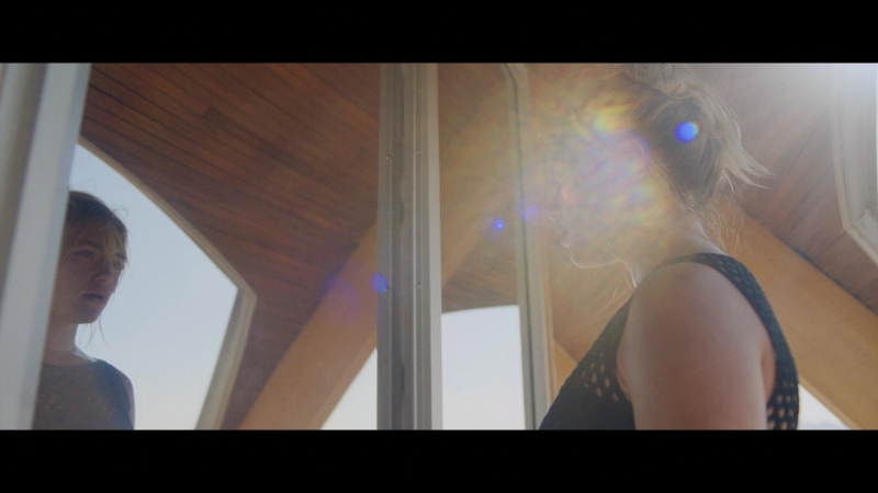 Dont_Worry_Darling_2022_1080p_BluRay__04747.jpg