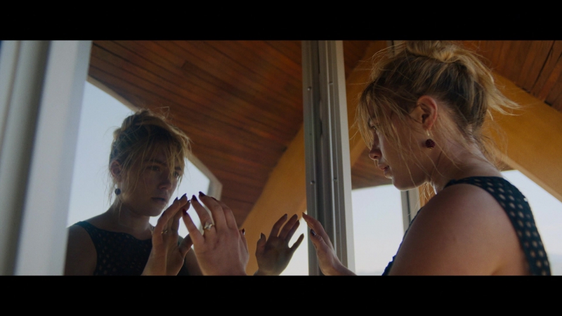 Dont_Worry_Darling_2022_1080p_BluRay__04796.jpg