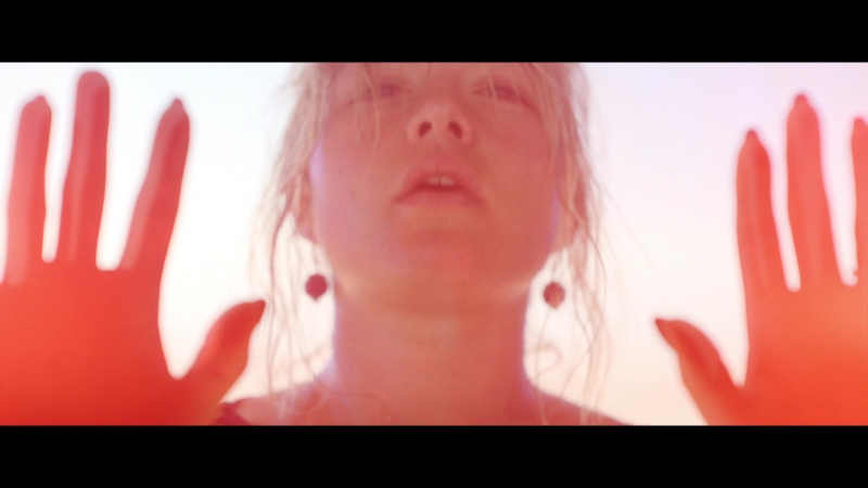 Dont_Worry_Darling_2022_1080p_BluRay__04869.jpg