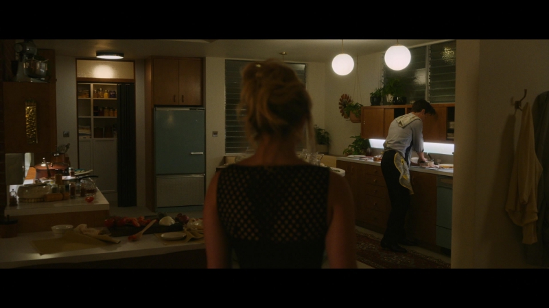 Dont_Worry_Darling_2022_1080p_BluRay__05187.jpg