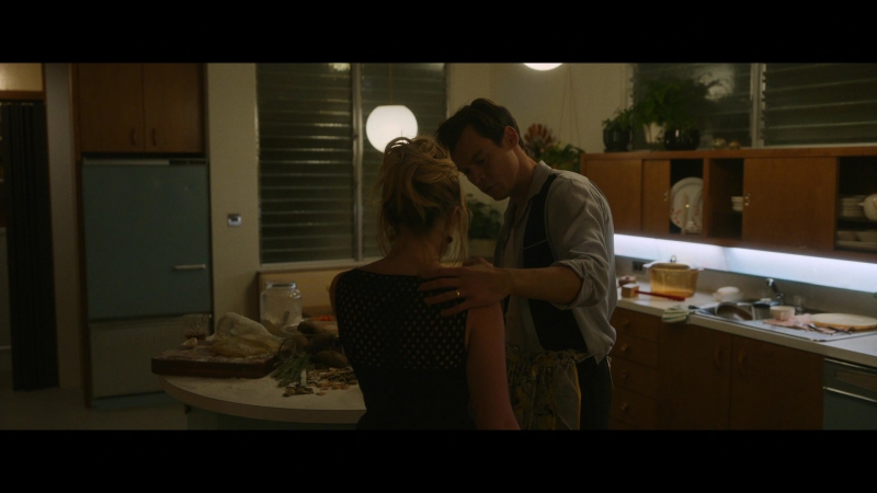 Dont_Worry_Darling_2022_1080p_BluRay__05380.jpg