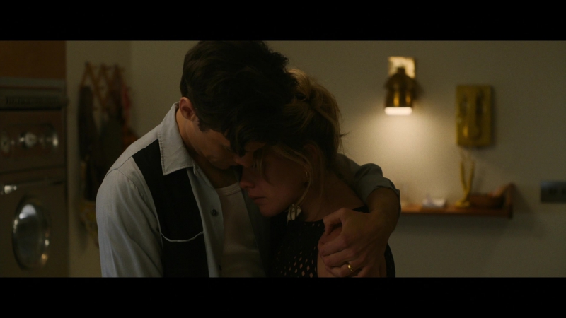 Dont_Worry_Darling_2022_1080p_BluRay__05385.jpg