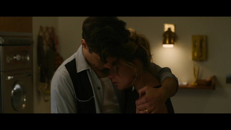 Dont_Worry_Darling_2022_1080p_BluRay__05388.jpg