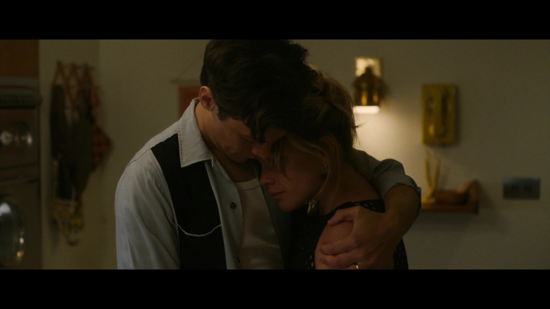 Dont_Worry_Darling_2022_1080p_BluRay__05393.jpg