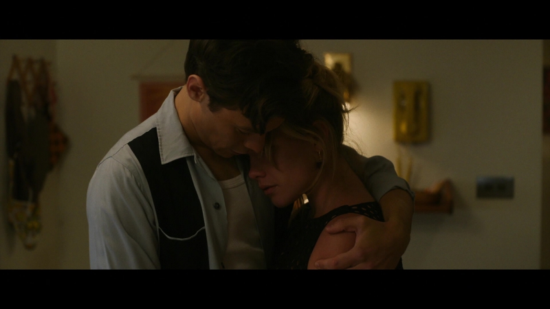Dont_Worry_Darling_2022_1080p_BluRay__05402.jpg