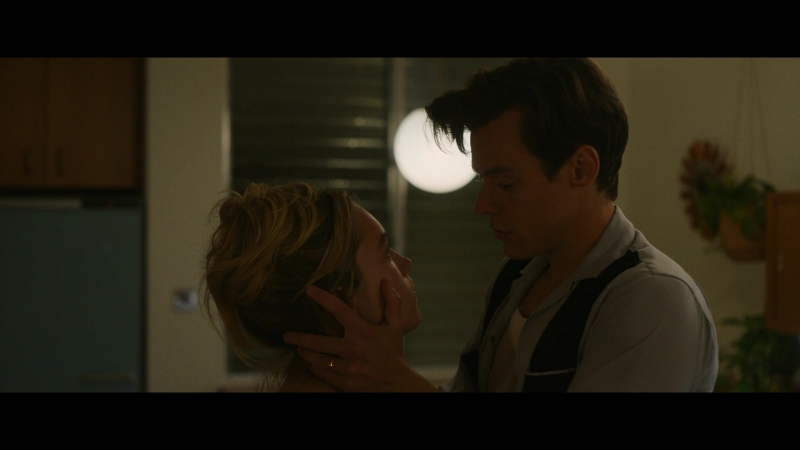 Dont_Worry_Darling_2022_1080p_BluRay__05443.jpg