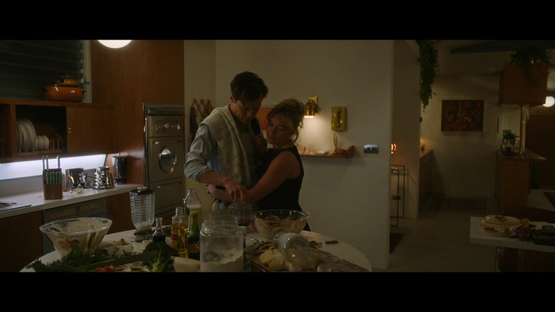 Dont_Worry_Darling_2022_1080p_BluRay__05461.jpg